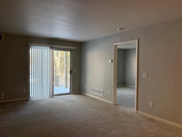 $1,700 | 1005 East Duncan Street, Unit 1D, Manchester, MI 48158