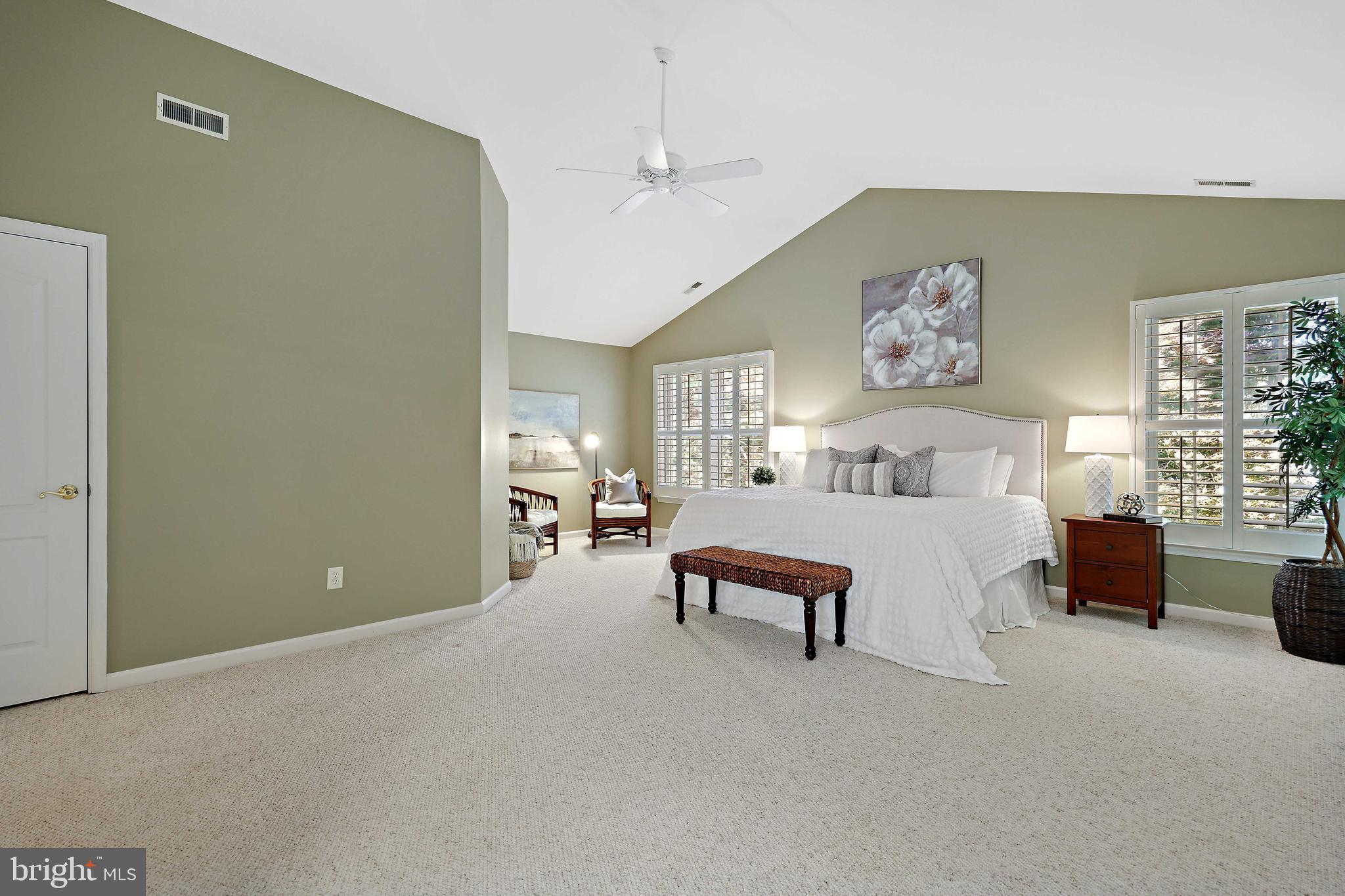 253 Woodard Road Arnold, MD 21012 - Photo 22 of 55 Expansive Primary Bedroom
