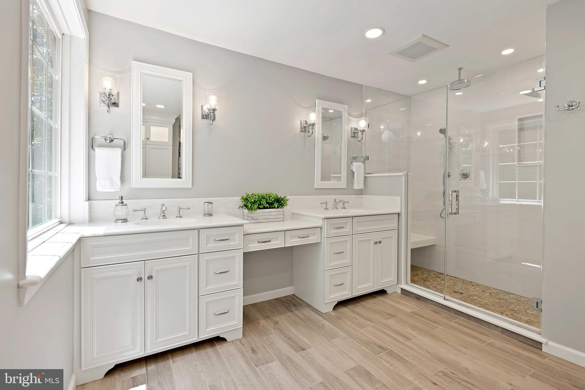 253 Woodard Road Arnold, MD 21012 - Photo 27 of 55 Ensuite Bathroom w/ double vanities