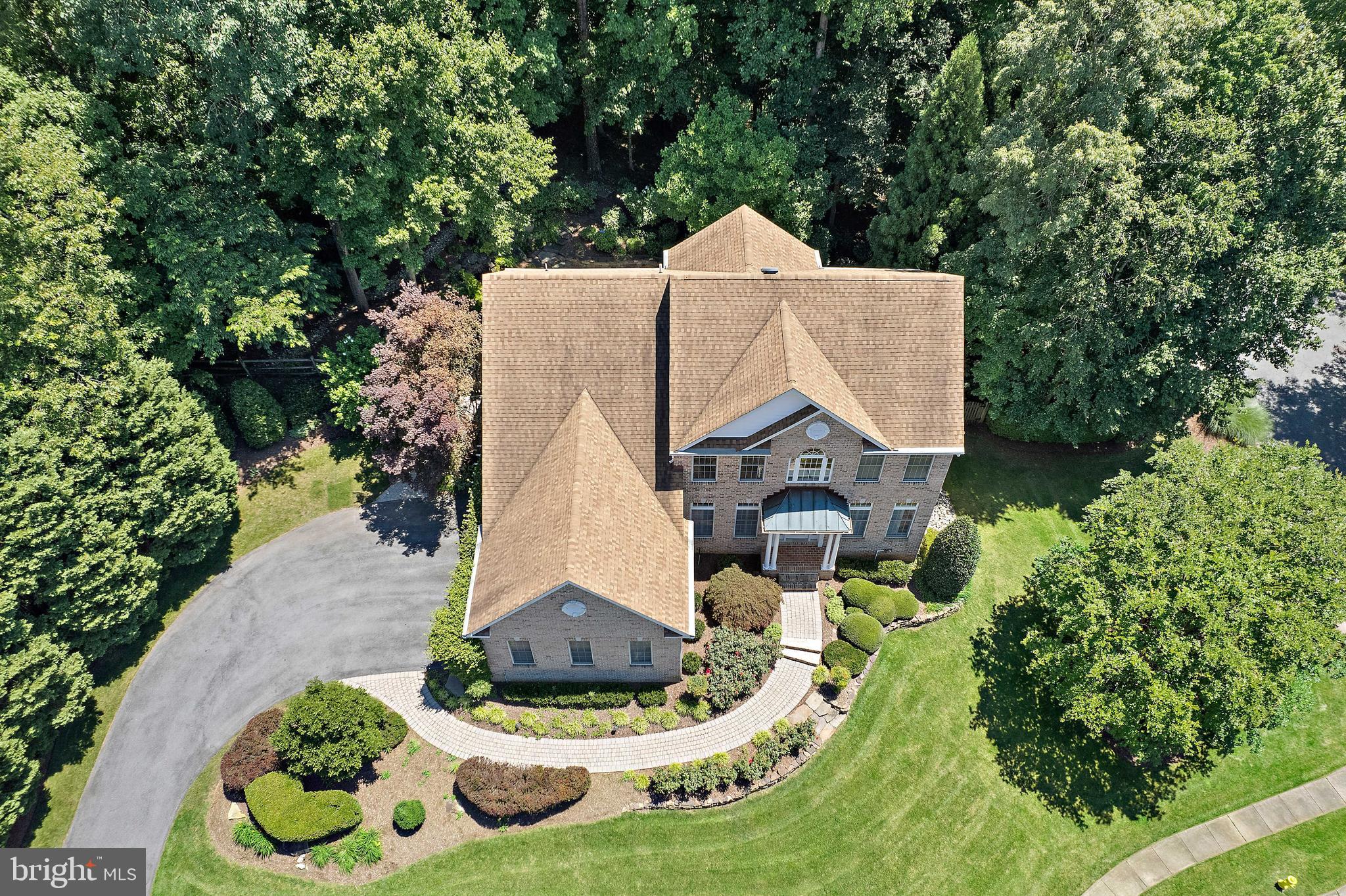 Quiet private .92 acre lot