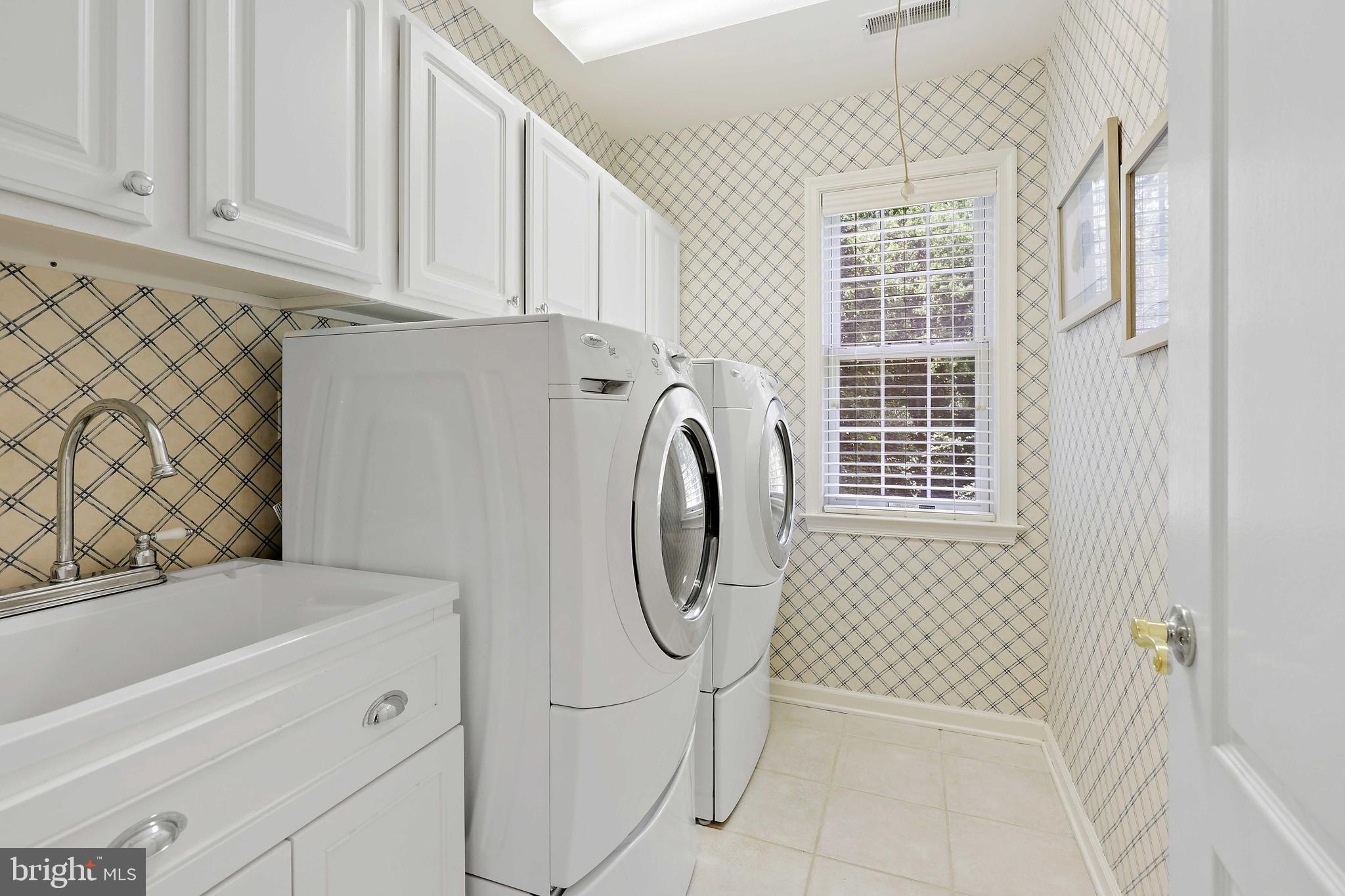 253 Woodard Road Arnold, MD 21012 - Photo 36 of 55 2nd Level Laundry Room