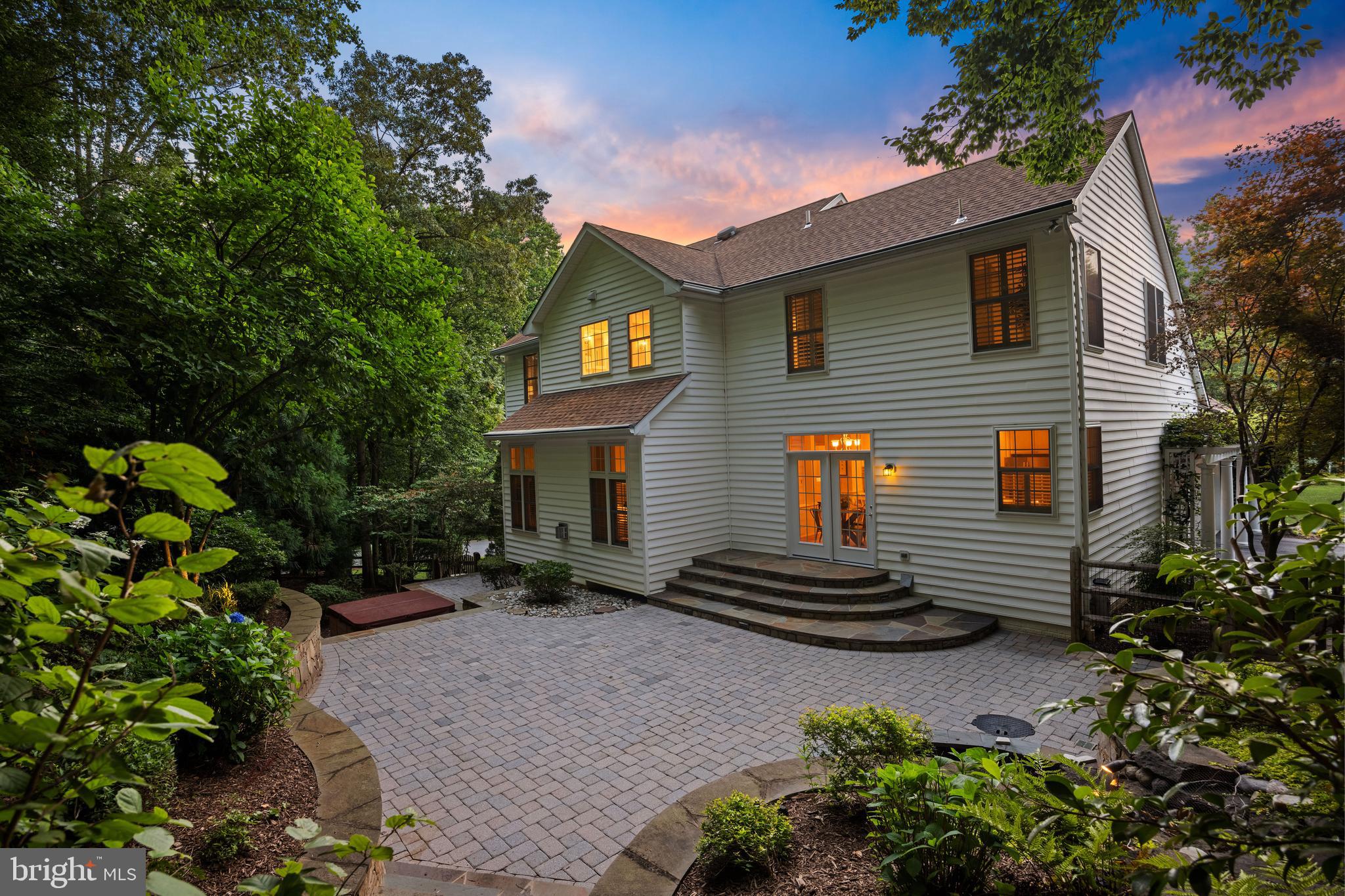 253 Woodard Road Arnold, MD 21012 - Photo 51 of 55 Wonderful back for entertaining