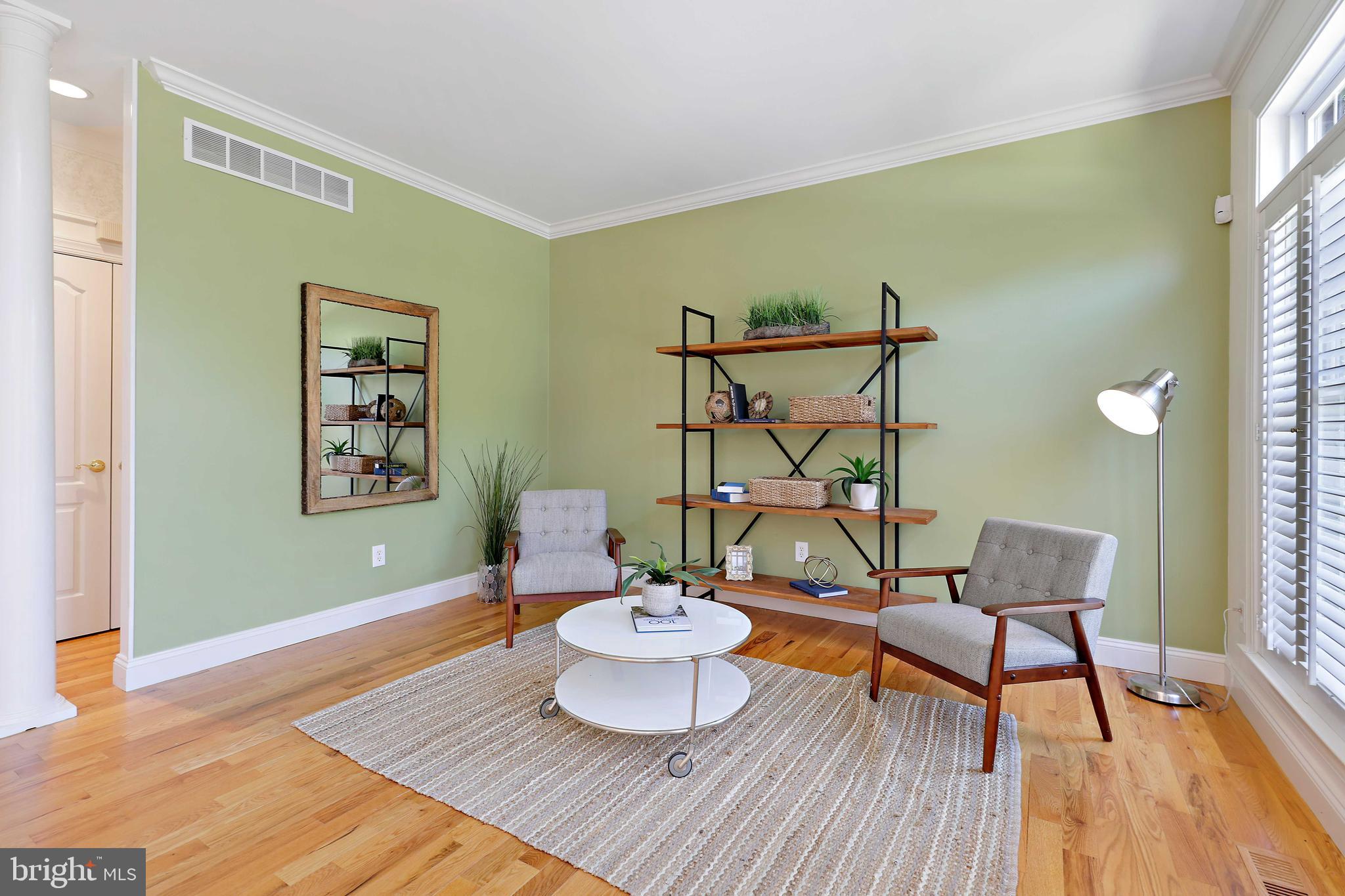 253 Woodard Road Arnold, MD 21012 - Photo 8 of 55 Sitting Room