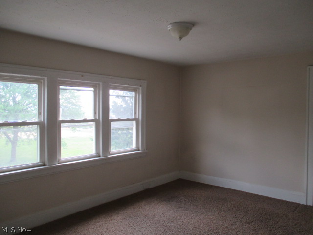 4828 Rockwood Road Cleveland, OH 44125 - Photo 10 of 18