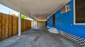 6907 Gainesville Street Houston, TX 77020 - Photo 17 of 21