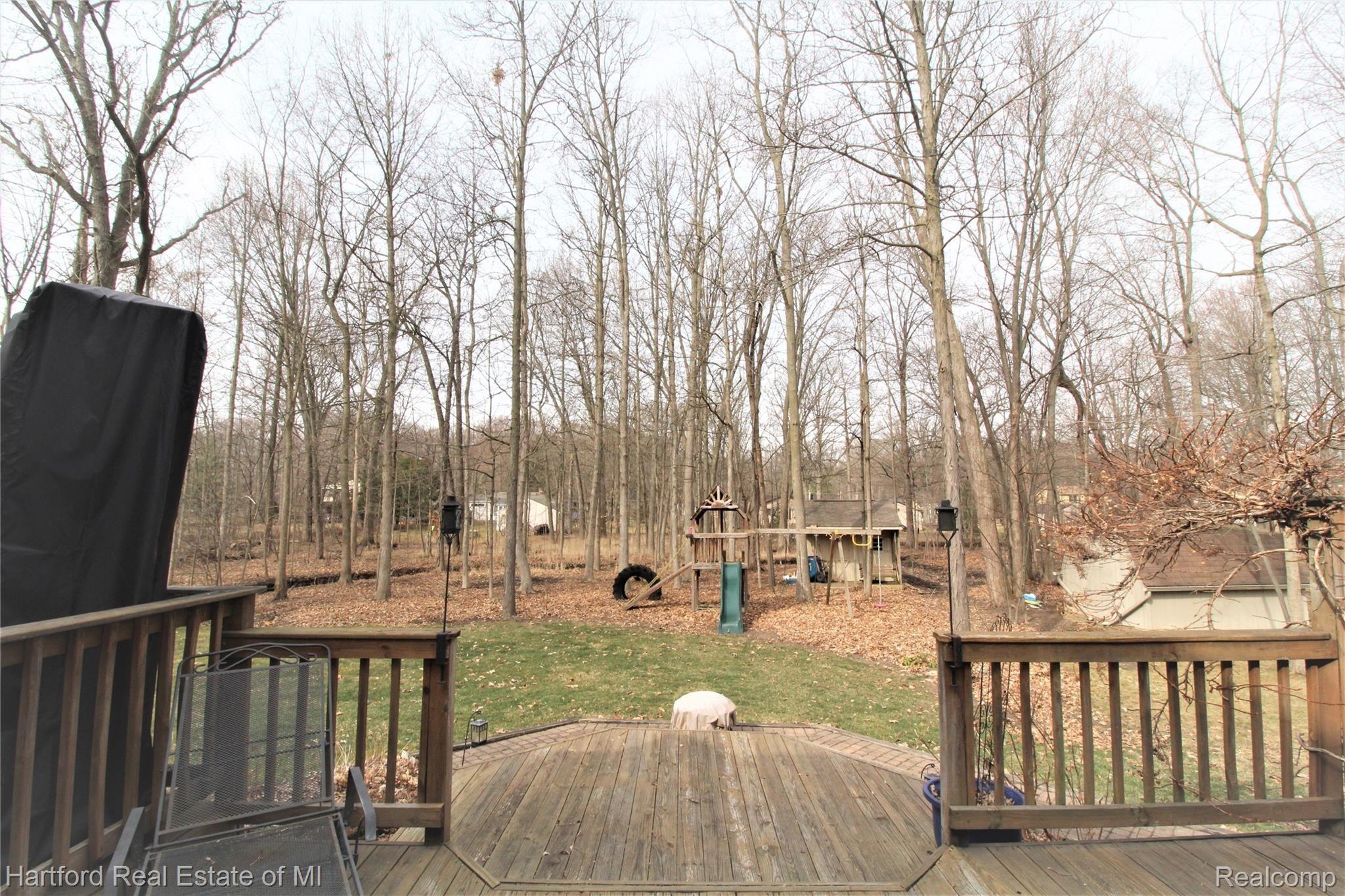 21507 Ruth Street Farmington, MI 48336 - Photo 21 of 21 IMG_4968 (2).JPG