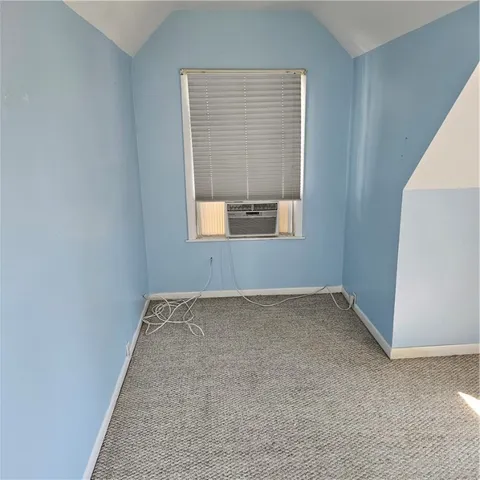 $1,400 | 108 Boardman Street, Rochester, NY 14607