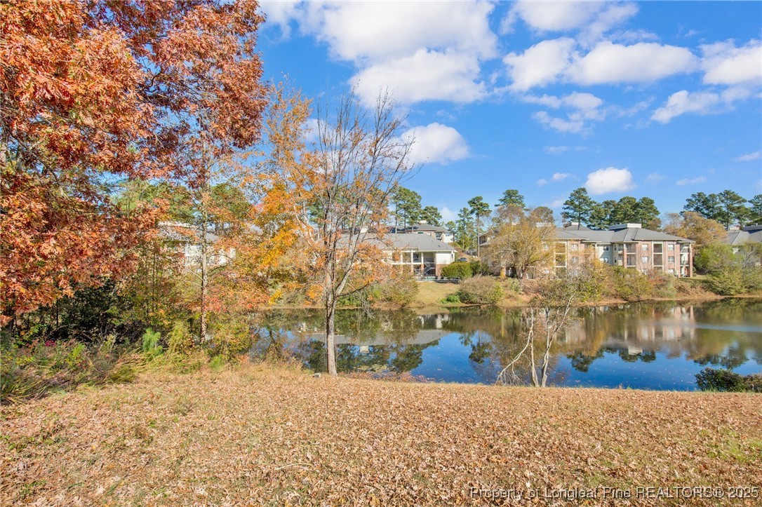529 Old Farm Road Fayetteville, NC 28314 - Photo 4 of 35 a view of a building