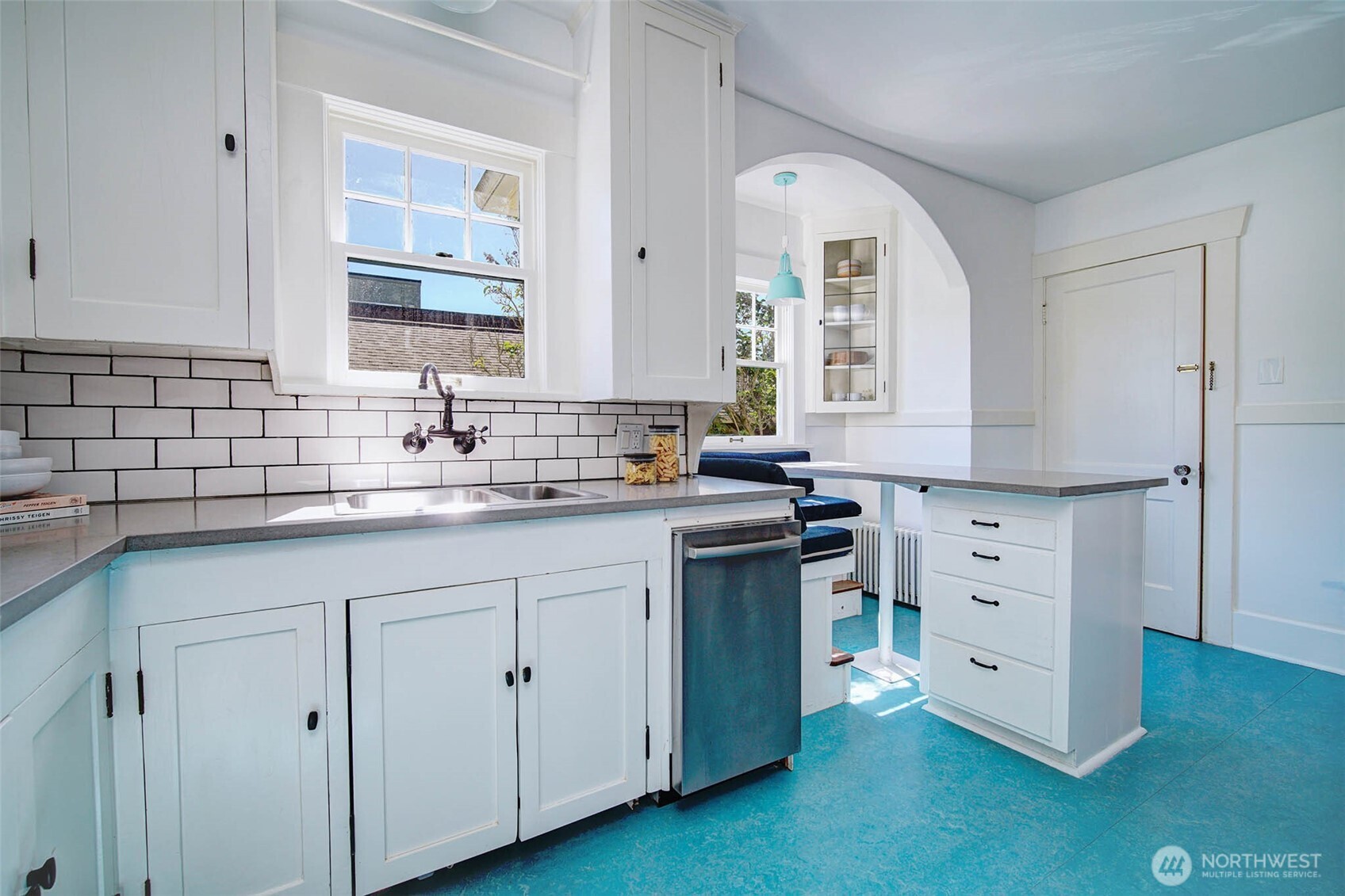 511 North 76th Street Seattle, WA 98103 - Photo 10 of 25