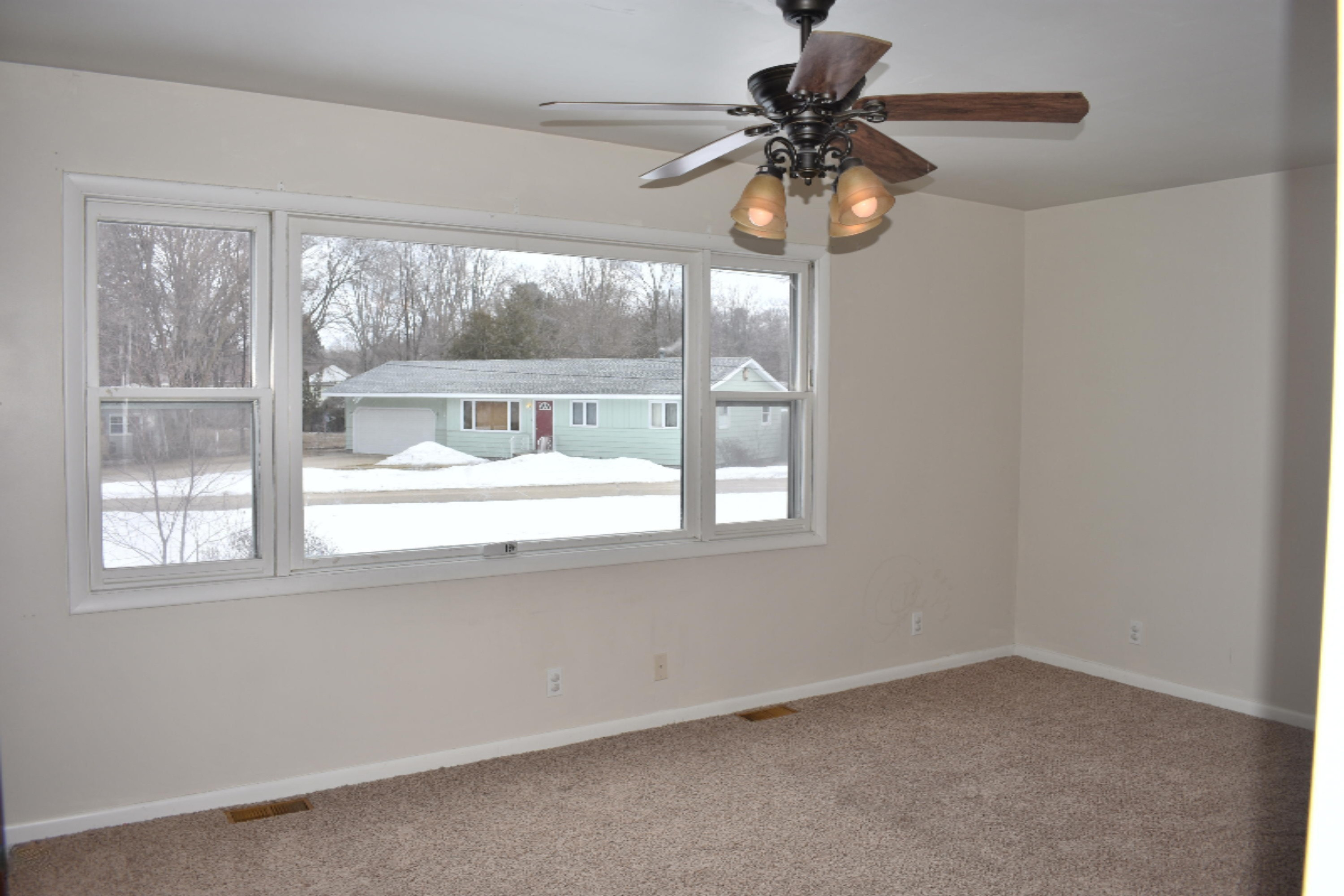 1225 Vesta Road Muskegon, MI 49445 - Photo 13 of 17 14