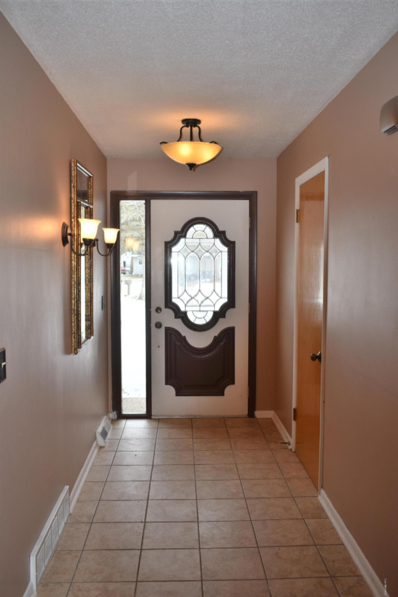 1225 Vesta Road Muskegon, MI 49445 - Photo 3 of 17 9