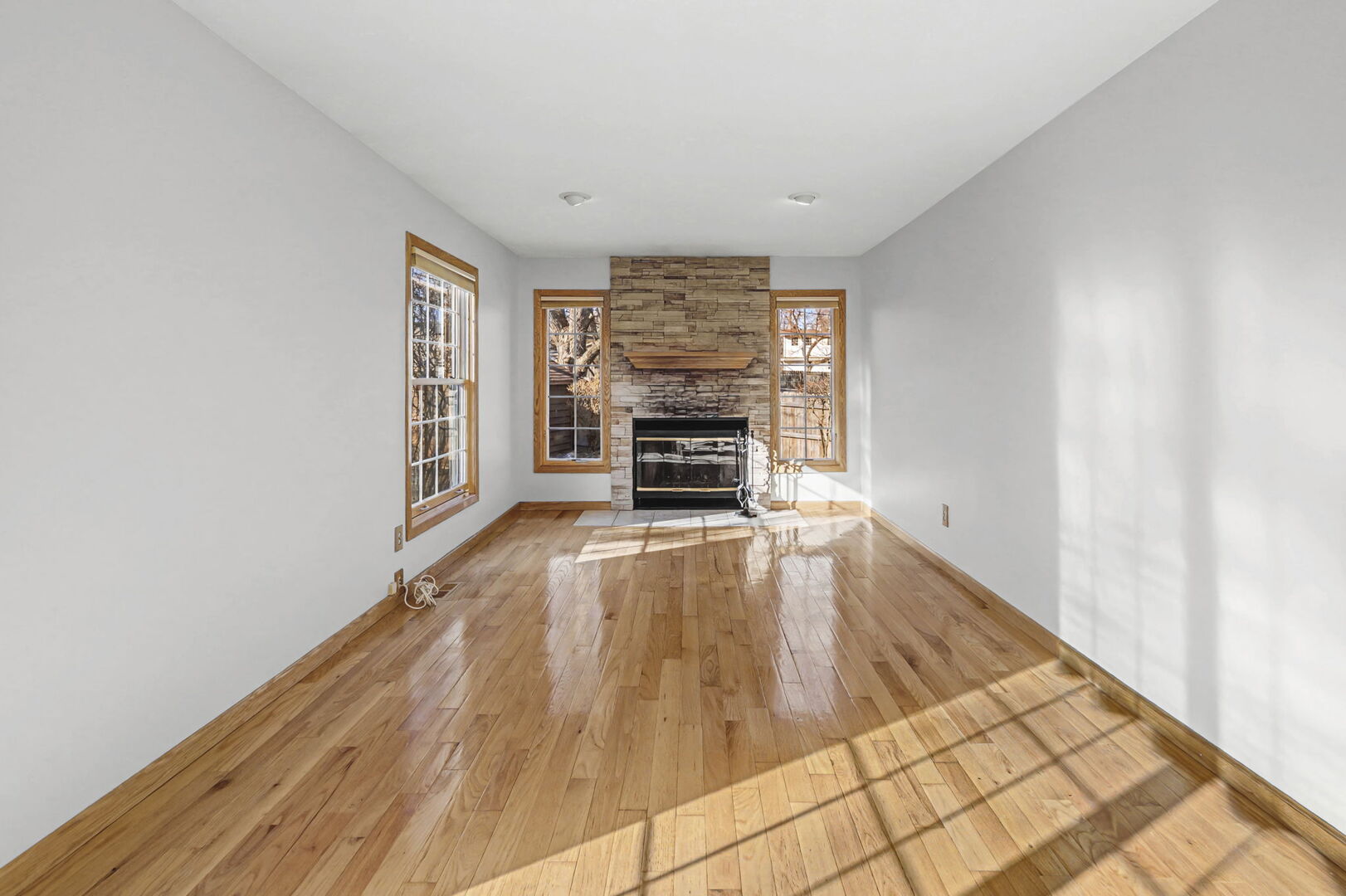 934 Highland Road Mundelein, IL 60060 - Photo 5 of 23