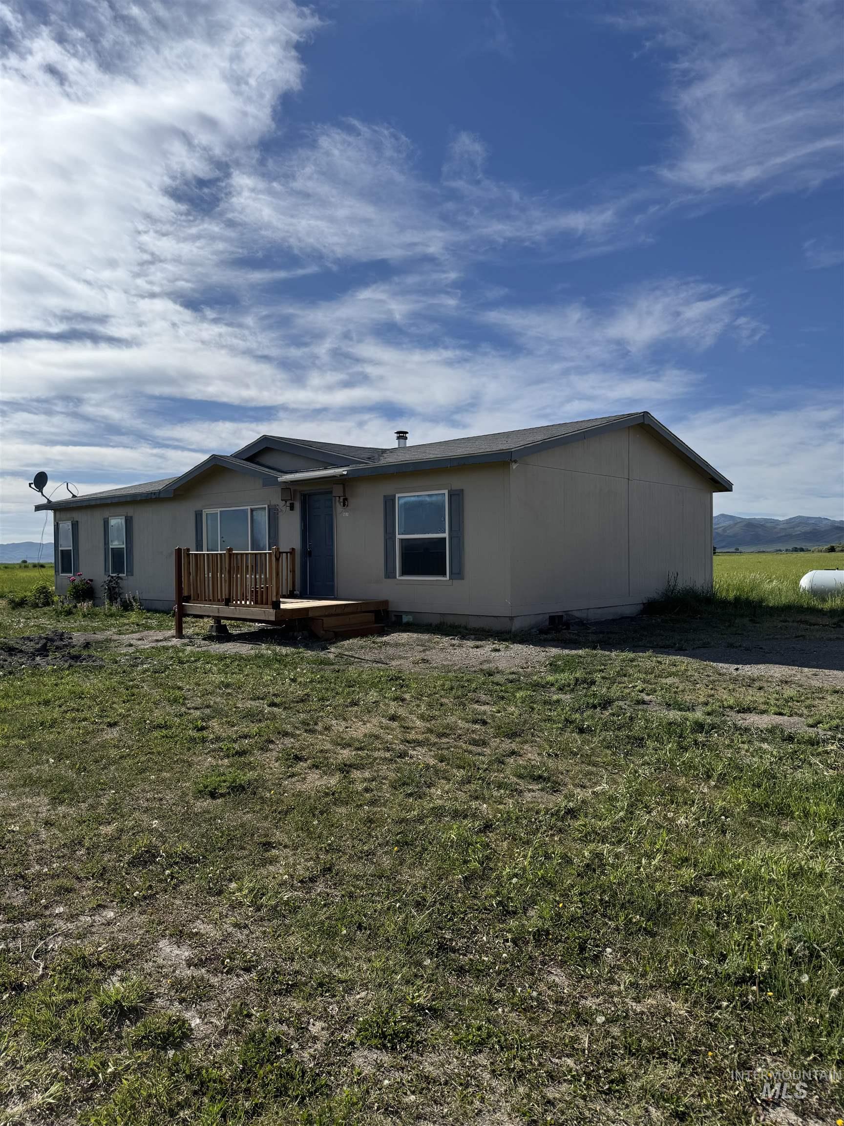 501 Timber Avenue Fairfield, ID 83327 - Photo 1 of 19