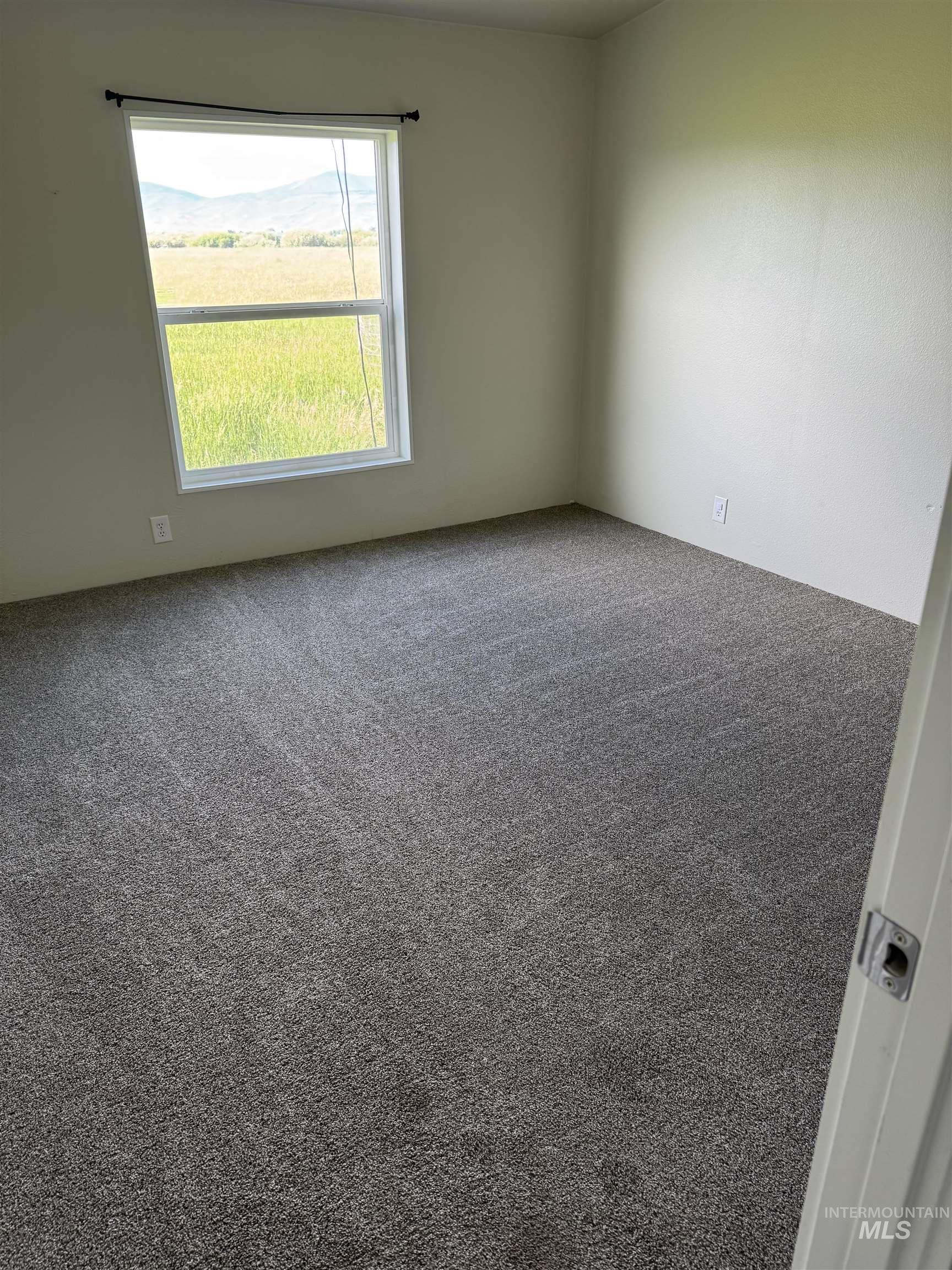 501 Timber Avenue Fairfield, ID 83327 - Photo 11 of 19