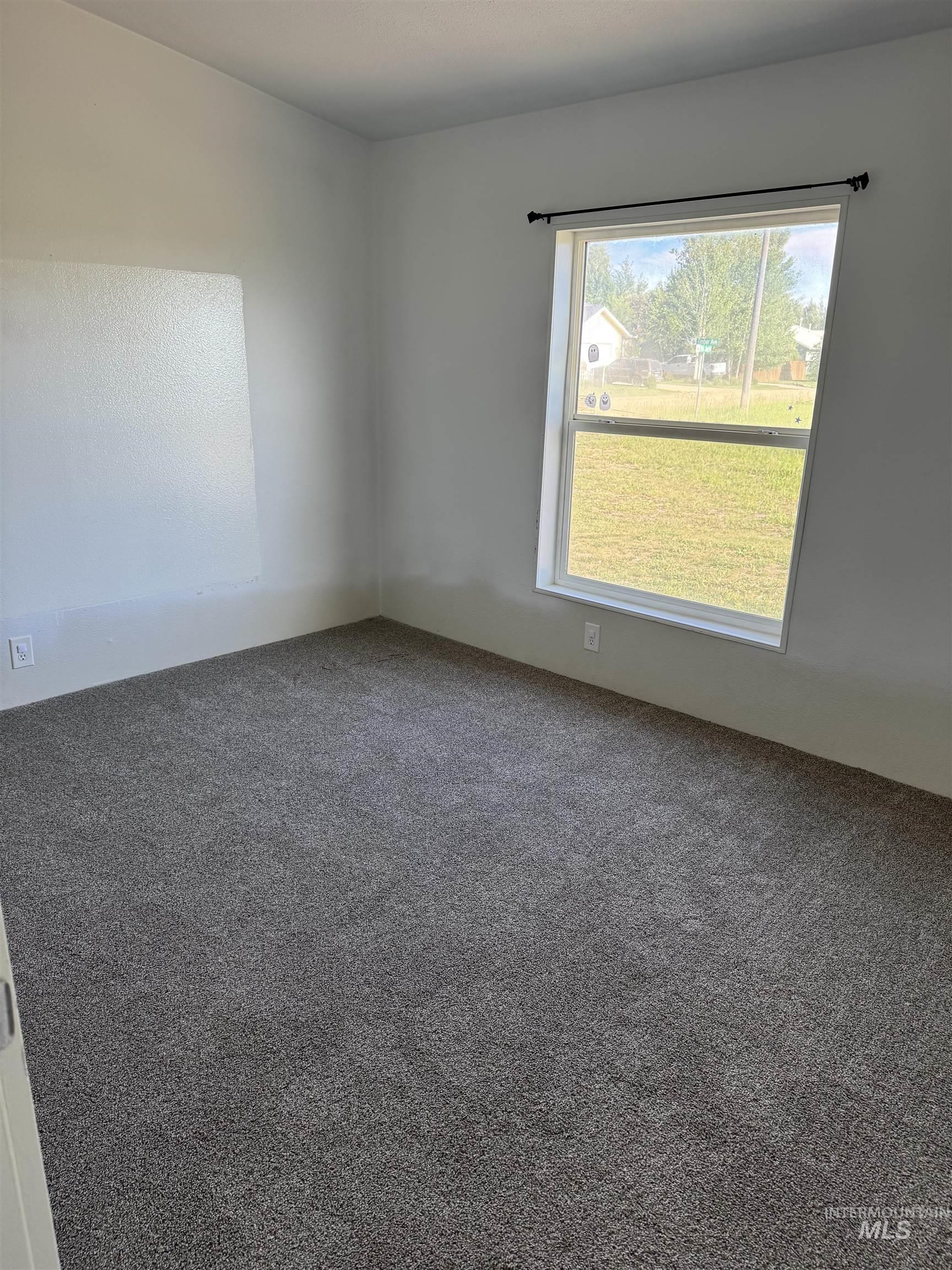 501 Timber Avenue Fairfield, ID 83327 - Photo 13 of 19