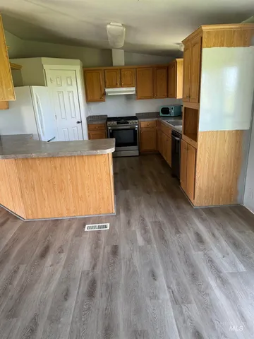 $220,000 | 501 Timber Avenue, Fairfield, ID 83327