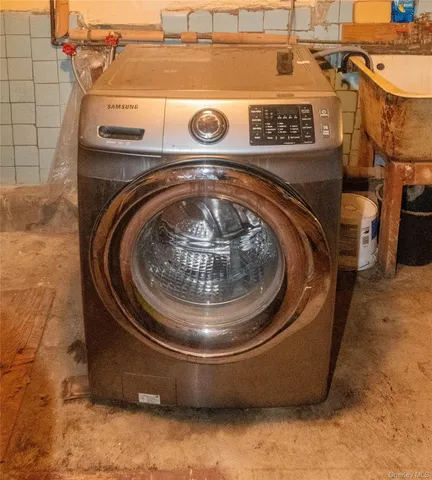 $350,000 | 17 Hillside Place, Fallsburg, NY 12779