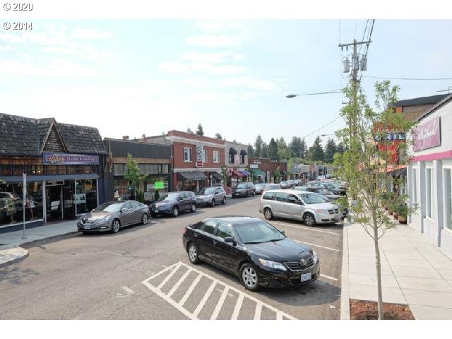 4100 Southwest Marigold Street Portland, OR 97219 - Photo 22 of 23 Gallery Image 22