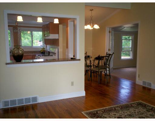 147 Shenango Road New Castle, PA 16105 - Photo 3 of 16 Dining Room.