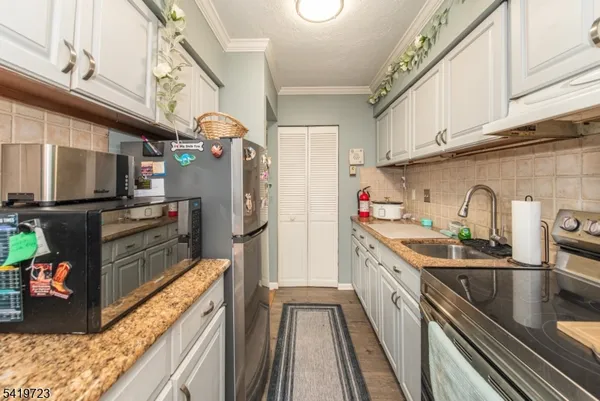 $289,000 | 2350 State Route 10, Unit 9, Morris Plains, NJ 07950