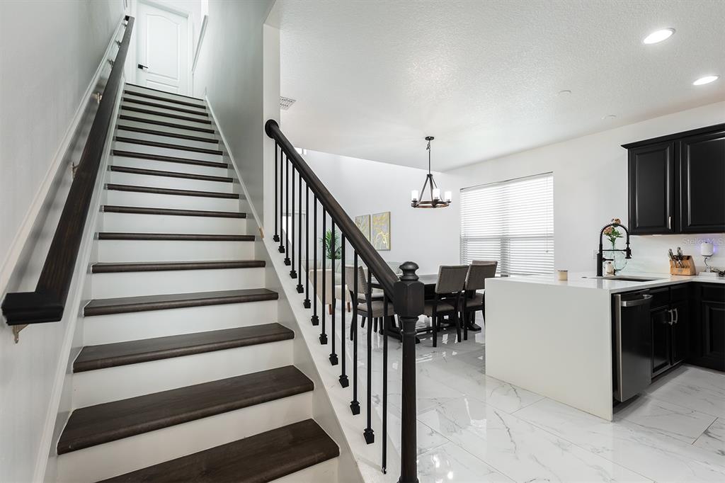 12182 Sandy Apple Road Orlando, FL 32824 - Photo 2 of 20