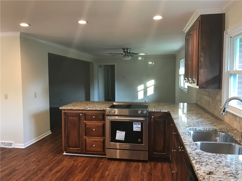 2602 Warren Drive Anderson, SC 29621 - Photo 3 of 9 Gallery Image 3