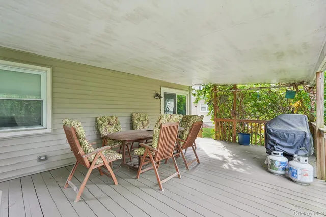 $715,000 | 74 East Maple Avenue, Suffern, NY 10901