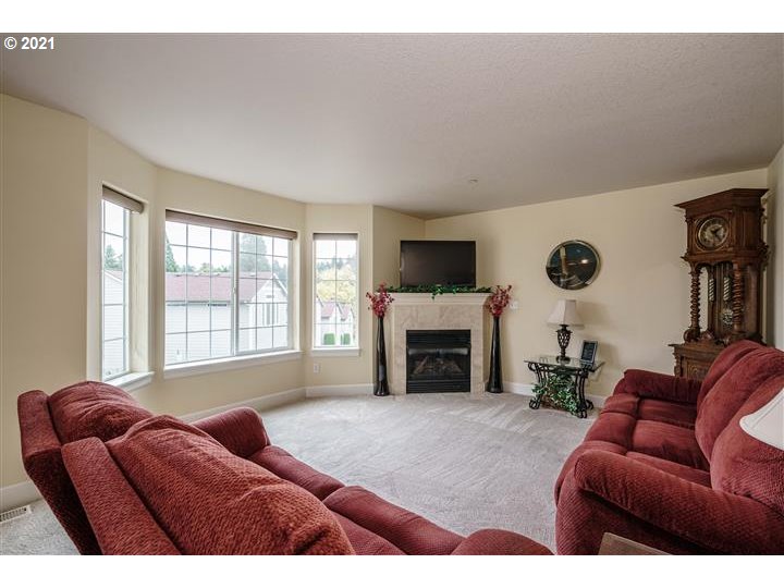 759 Northwest Meadow Ridge Lane, Unit 14 Camas, WA 98607 - Photo 13 of 32 Gallery Image 13