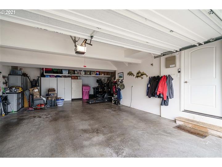 759 Northwest Meadow Ridge Lane, Unit 14 Camas, WA 98607 - Photo 28 of 32 Gallery Image 28