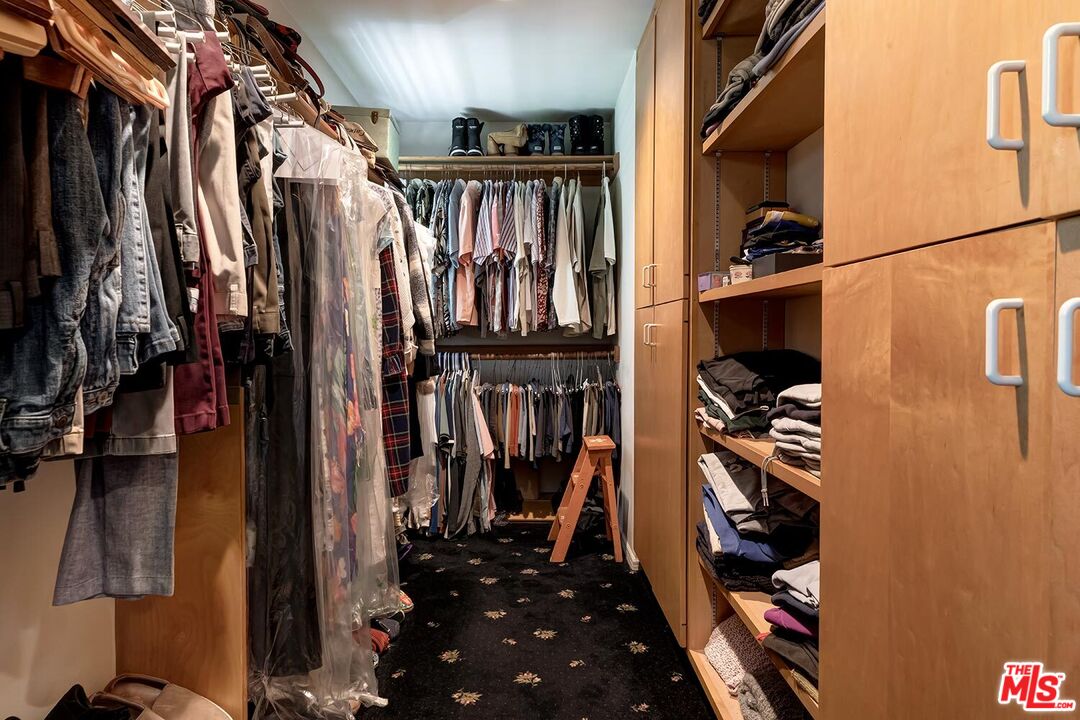 1041 Chantilly Road Los Angeles, CA 90077 - Photo 15 of 29