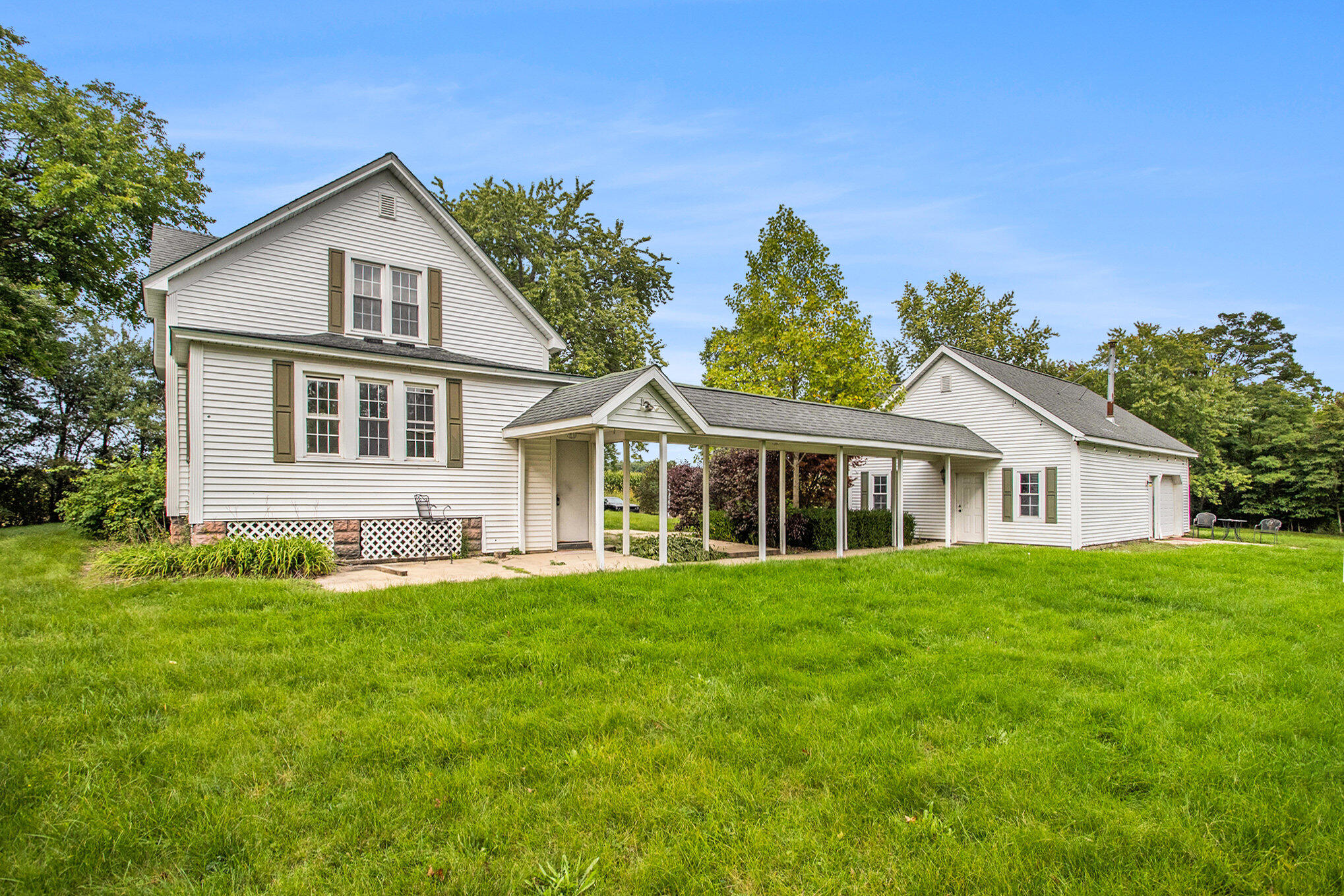 4476 Snow Road Bridgman, MI 49106 - Photo 17 of 22 017_img_1265
