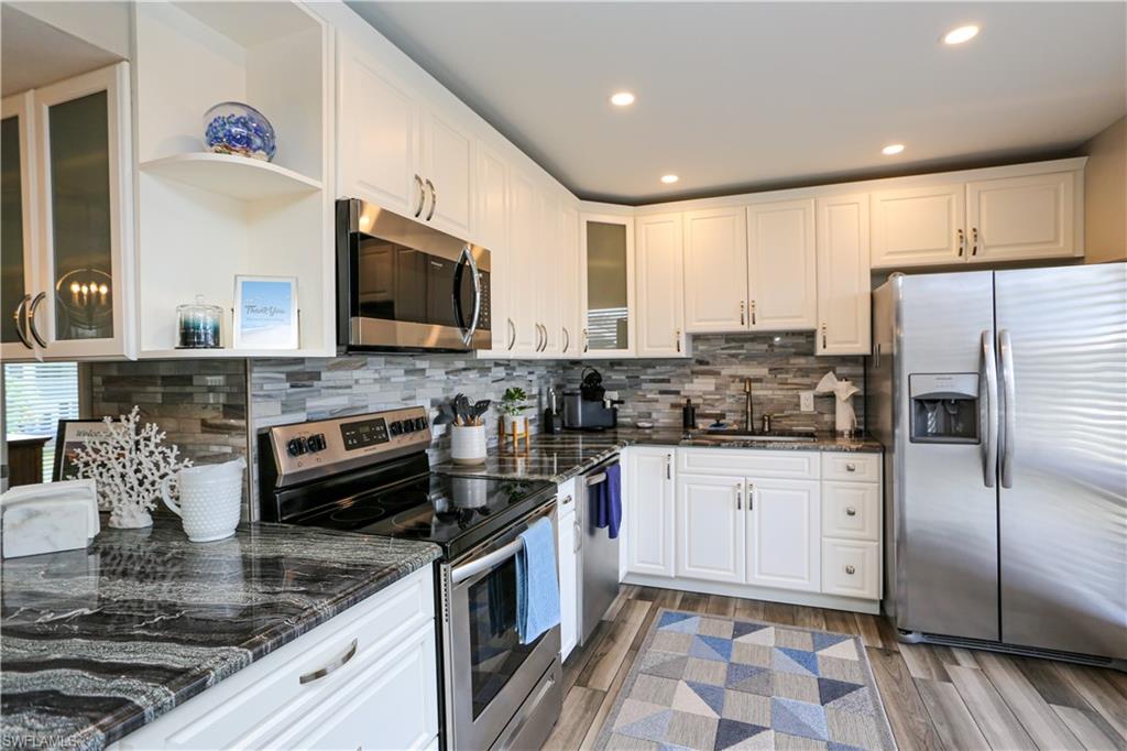 195 Peppermint Lane, Unit 884 Naples, FL 34112 - Photo 18 of 50