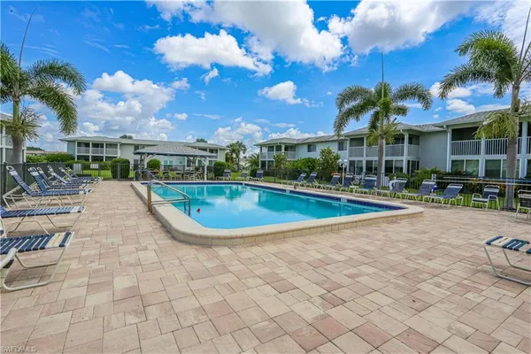 $3,800 | 195 Peppermint Lane, Unit 884, Naples, FL 34112