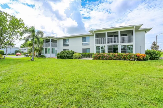 $3,800 | 195 Peppermint Lane, Unit 884, Naples, FL 34112
