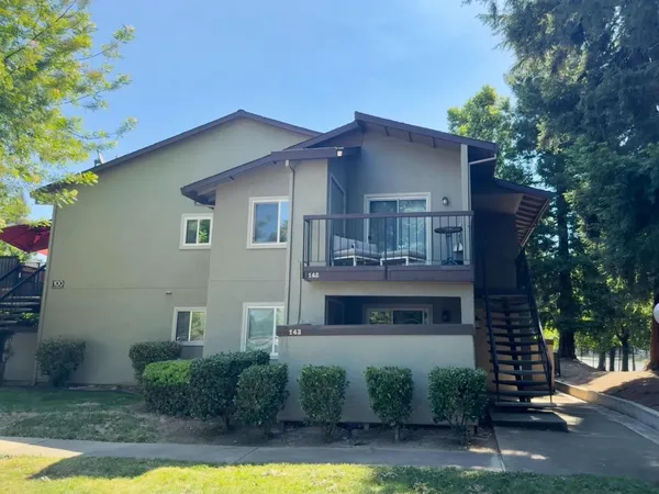 $187,500 | 100 La Contera Court, Unit 143, Sacramento, CA 95834