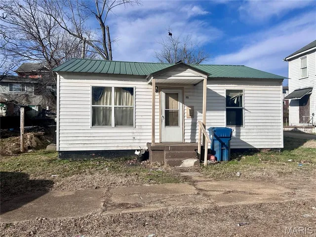 $39,000 | 305 North 8th Street, Poplar Bluff, MO 63901