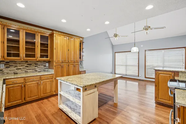 $383,000 | 4441 Big Horn Drive North, Nesbit, MS 38651