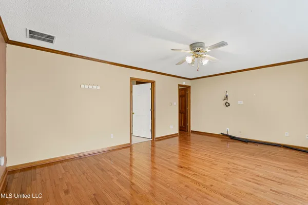 $383,000 | 4441 Big Horn Drive North, Nesbit, MS 38651