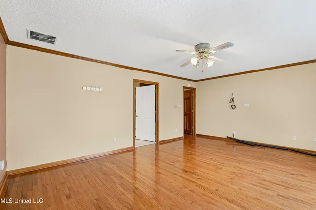 $383,000 | 4441 Big Horn Drive North, Nesbit, MS 38651