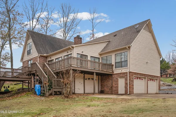 $383,000 | 4441 Big Horn Drive North, Nesbit, MS 38651