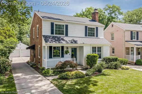 $405,000 | 461 Allard Road, Grosse Pointe, MI 48236