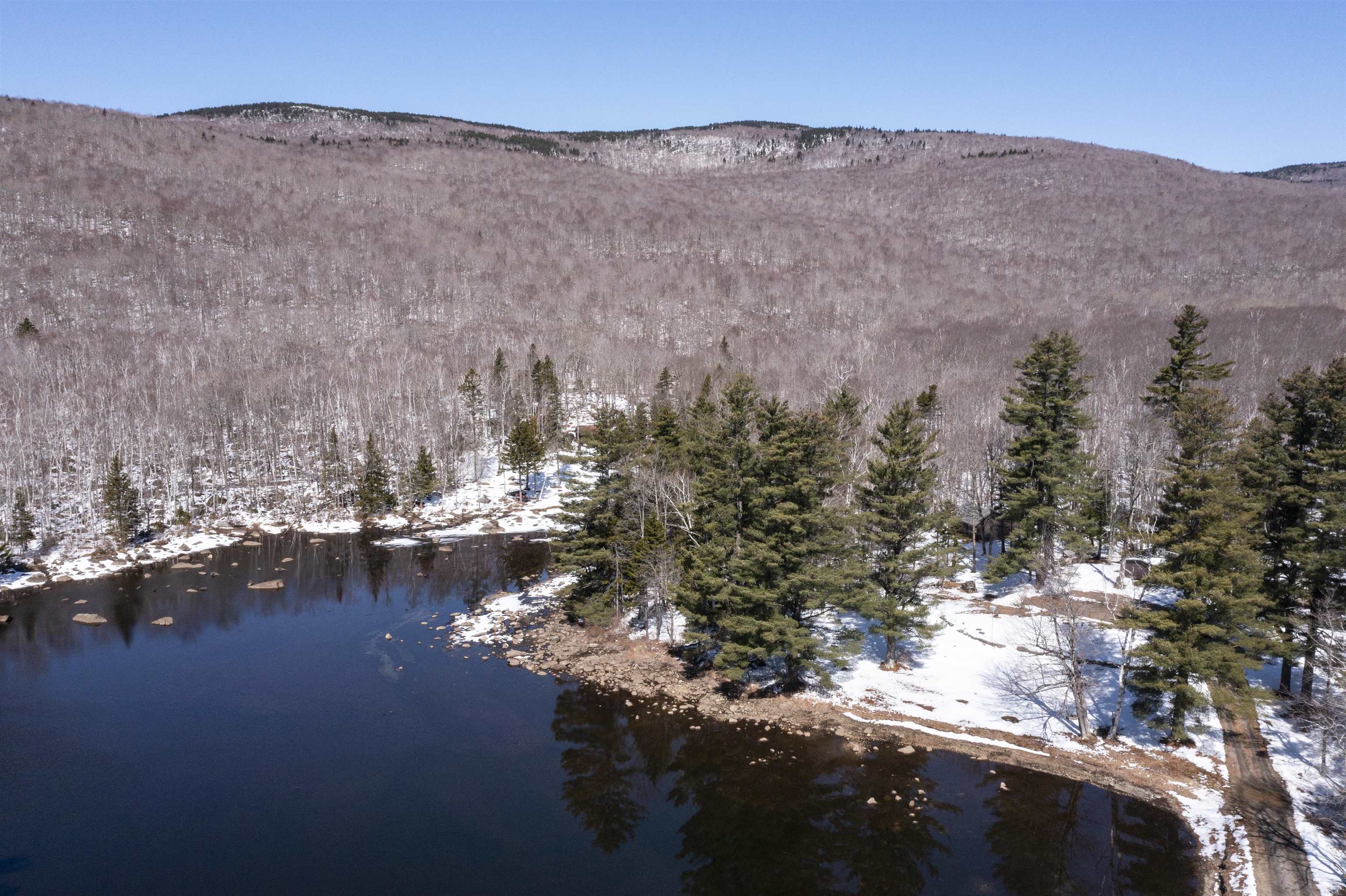 29 Sunapee Valley Lower Road Newbury, NH 03255 - Photo 1 of 35