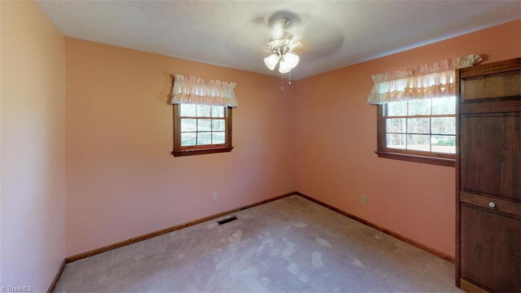 507 Farmbrook Road Mount Airy, NC 27030 - Photo 11 of 19 Gallery Image 11