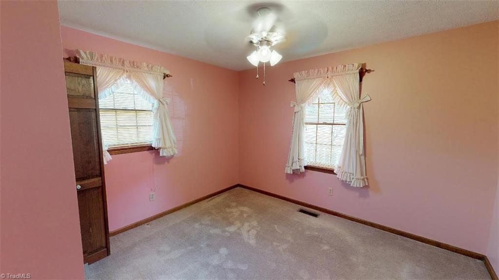 507 Farmbrook Road Mount Airy, NC 27030 - Photo 10 of 19 Gallery Image 10