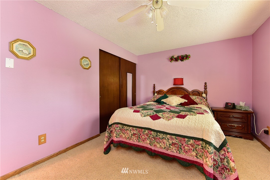 2558 Birch Bay Lynden Road Custer, WA 98240 - Photo 11 of 23