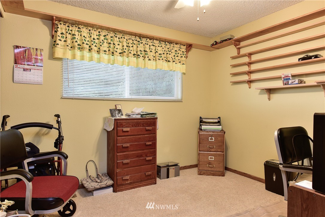 2558 Birch Bay Lynden Road Custer, WA 98240 - Photo 15 of 23