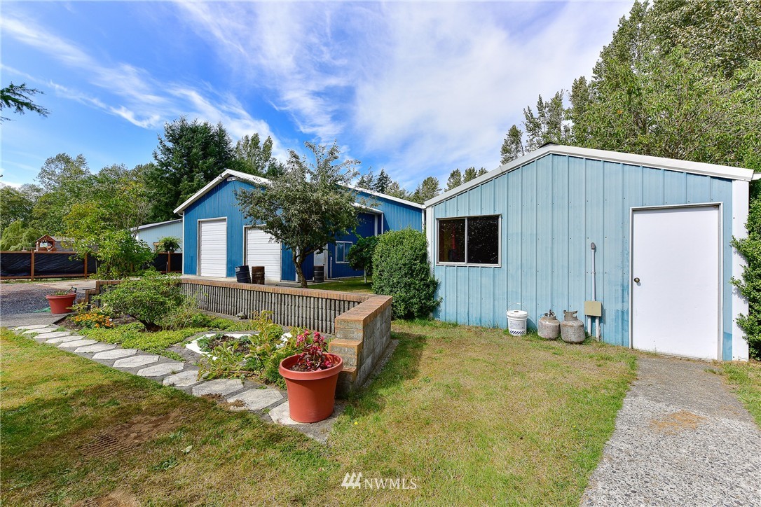 2558 Birch Bay Lynden Road Custer, WA 98240 - Photo 16 of 23