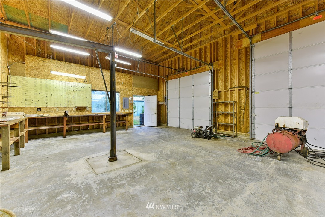 2558 Birch Bay Lynden Road Custer, WA 98240 - Photo 18 of 23