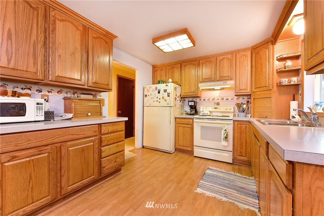 2558 Birch Bay Lynden Road Custer, WA 98240 - Photo 5 of 23