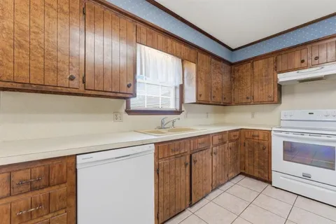 $220,000 | 37 Eucalyptus Street, Sulphur, LA 70663